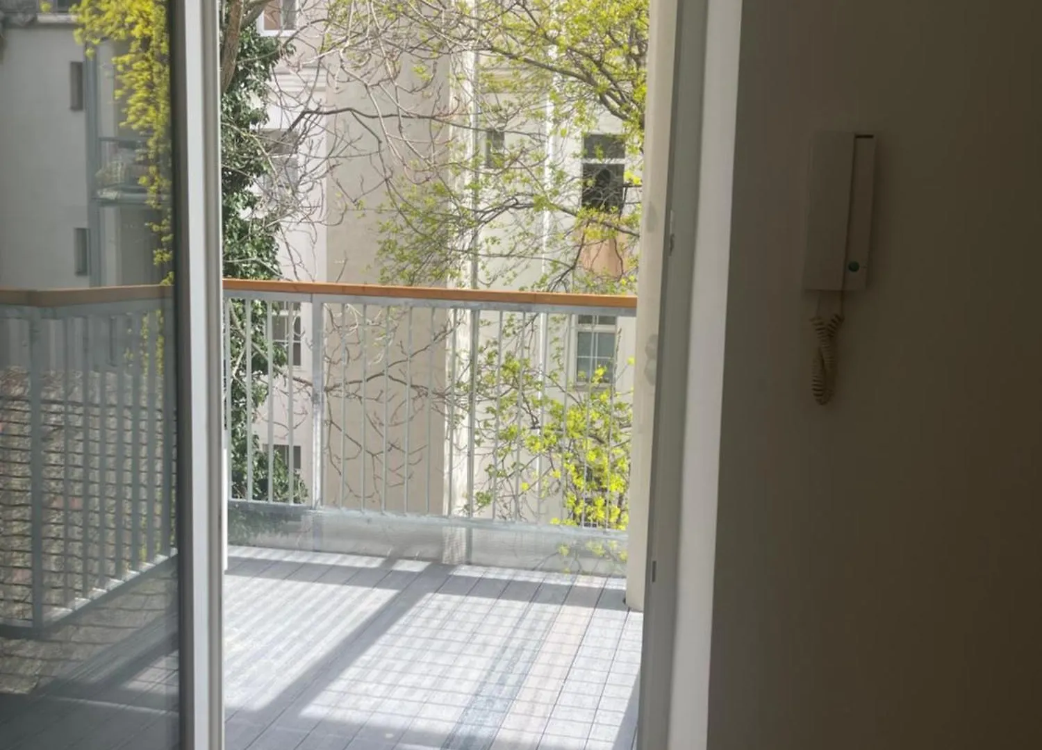 New Apartment With Balcony 11 Vienne