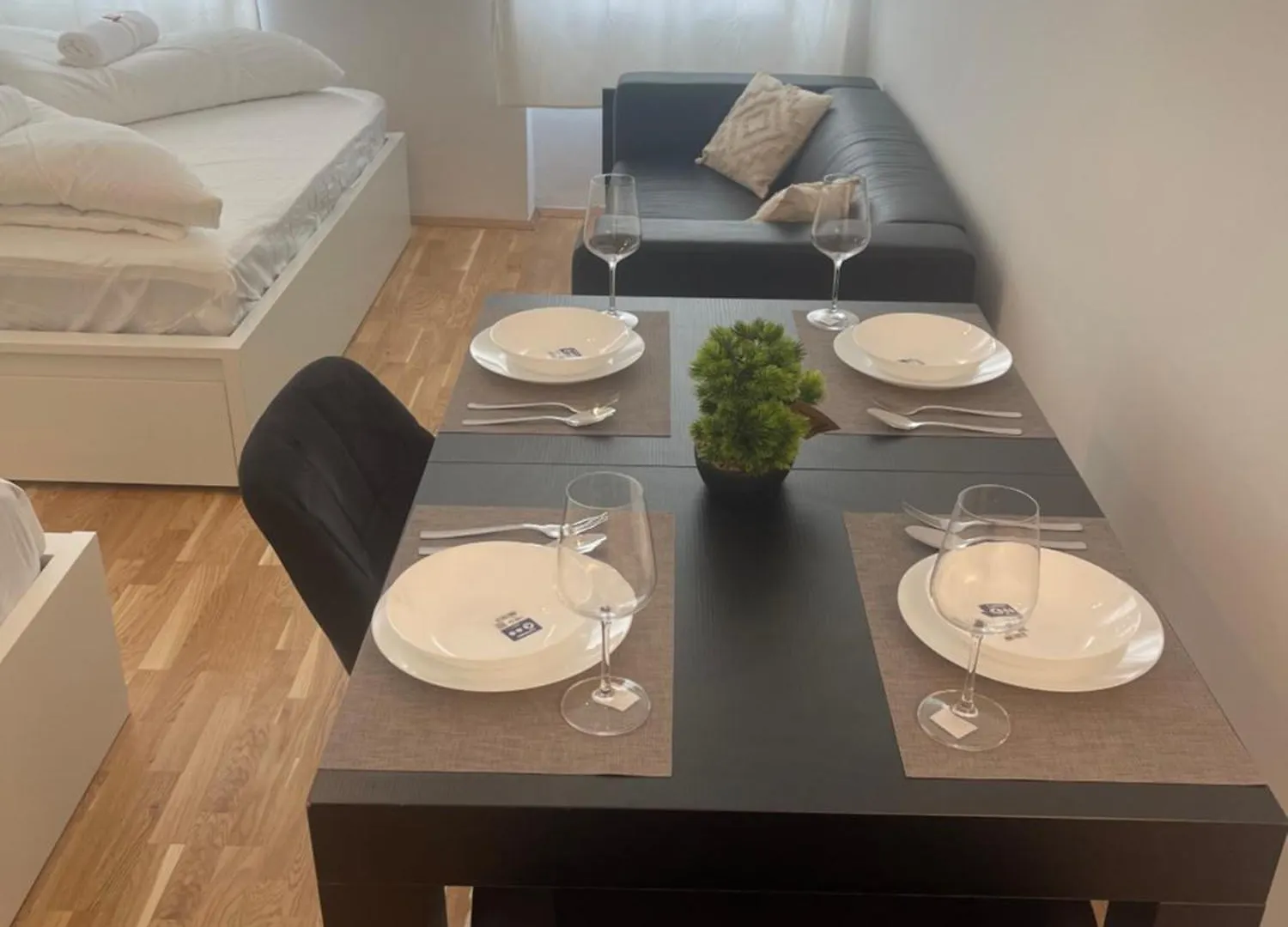 New Apartment With Balcony 11 Vienne 0*,